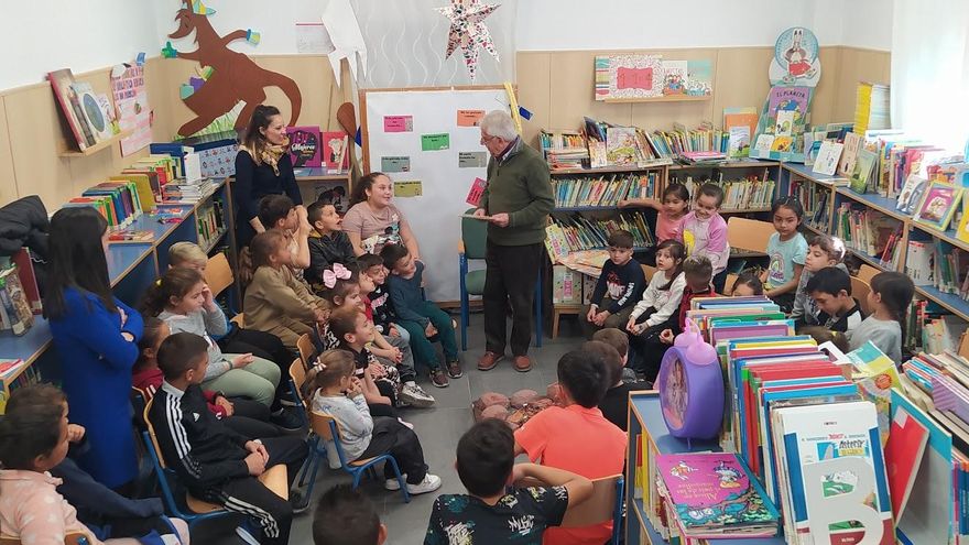 Un colegio de las Tres Mil Viviendas recibe el Premio Nacional al Fomento de la Lectura 2023