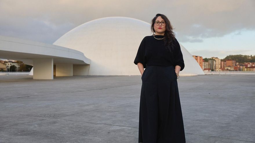 Laia Abril, artista: "Las mujeres con abortos clandestinos huyen del victimismo y miran a cámara directas y empoderadas"