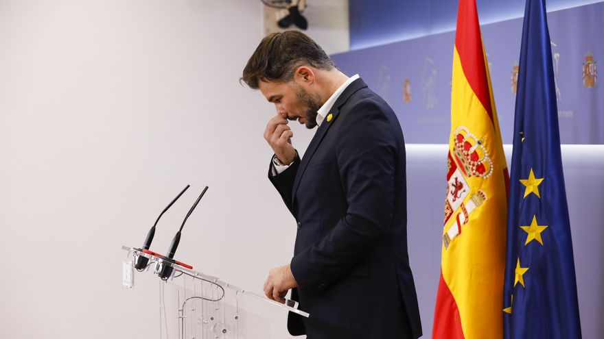 El diputado y portavoz de Esquerra Republicana de Catalunya (ERC), Gabriel Rufián, interviene en rueda de prensa