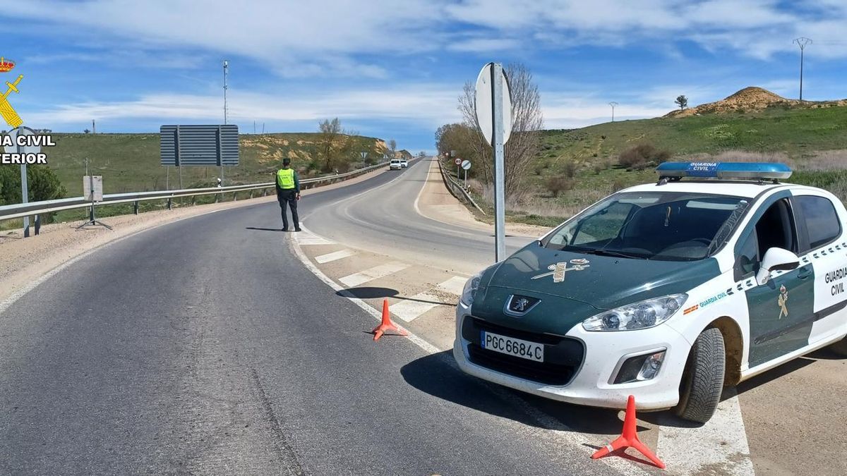 La Guardia Civil detiene a un ladrón que robó un camión en una finca de Palencia y tuvo un accidente con él a 5 kilómetros