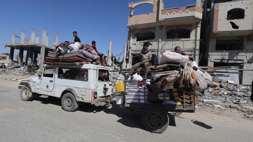 Escapar de la muerte en Gaza: "Fingimos ante nuestros hijos que todo iba bien, pero la realidad era muy distinta"