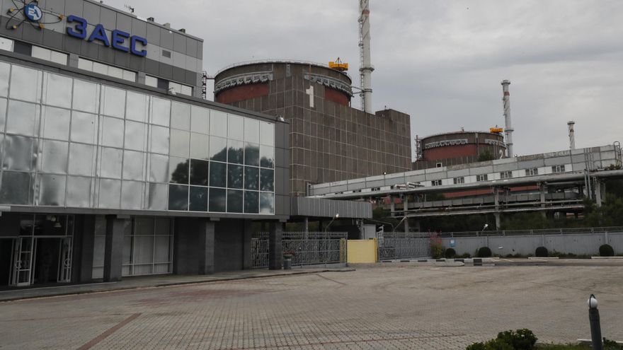 Foto de archivo de la central nuclear de Zaporiyia. EFE/EPA/YURI KOCHETKOV