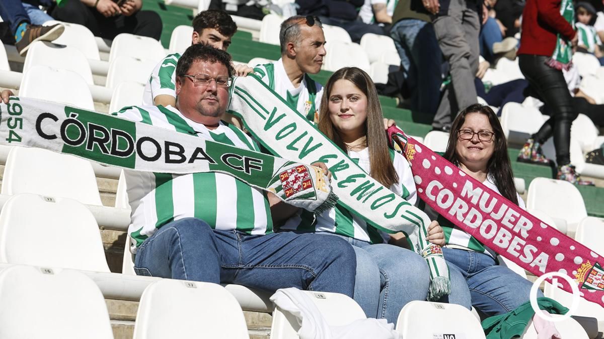 Grada Blanquiverde del Córdoba CF - SD Huesca
