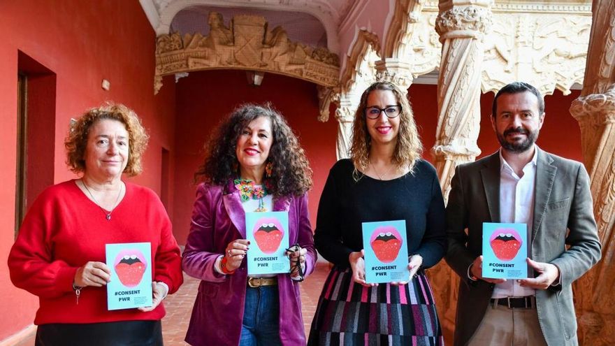 Igualdad distribuye una guía para detectar y prevenir la violencia sexual hacia la mujer en Castilla-La Mancha