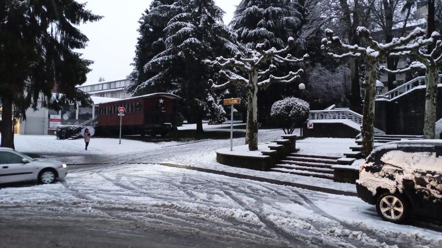 La nieve protagoniza el fin de semana de Reyes en León