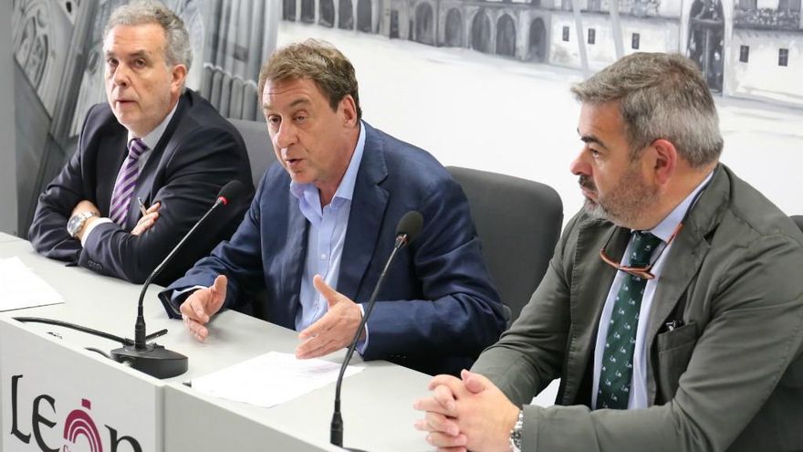 El Ayuntamiento de León presenta las nuevas tres líneas de apoyo a la creación de empresas, innovación en el sector del comercio, y financiación de micropymes.