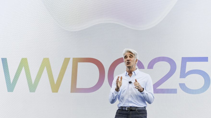 Apple anuncia nuevo diseño de "Liquid Glass" en sus plataformas y mucha IA en sus apps