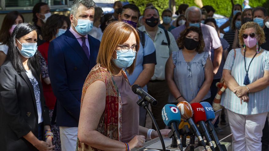 El Observatorio LGTBI de Murcia nace sin el apoyo de los colectivos y bajo el paraguas del veto parental: "Es un paripé, se aprovechan de nuestra lucha"