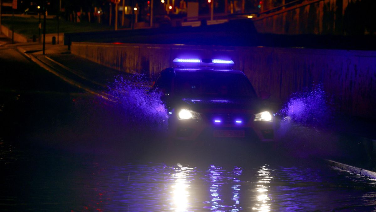 La Fiscalía pide 8 años de cárcel a dos mossos por torturas a un joven: "Maricón y árabe, lo tienes todo"