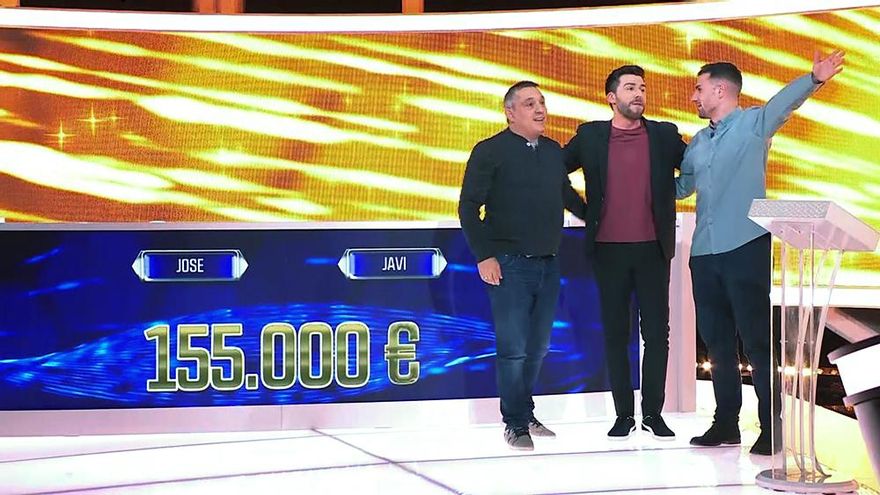 'El cazador' de TVE entregó el bote más alto de su historia, 155.000 euros, a su concursante récord tras 27 programas