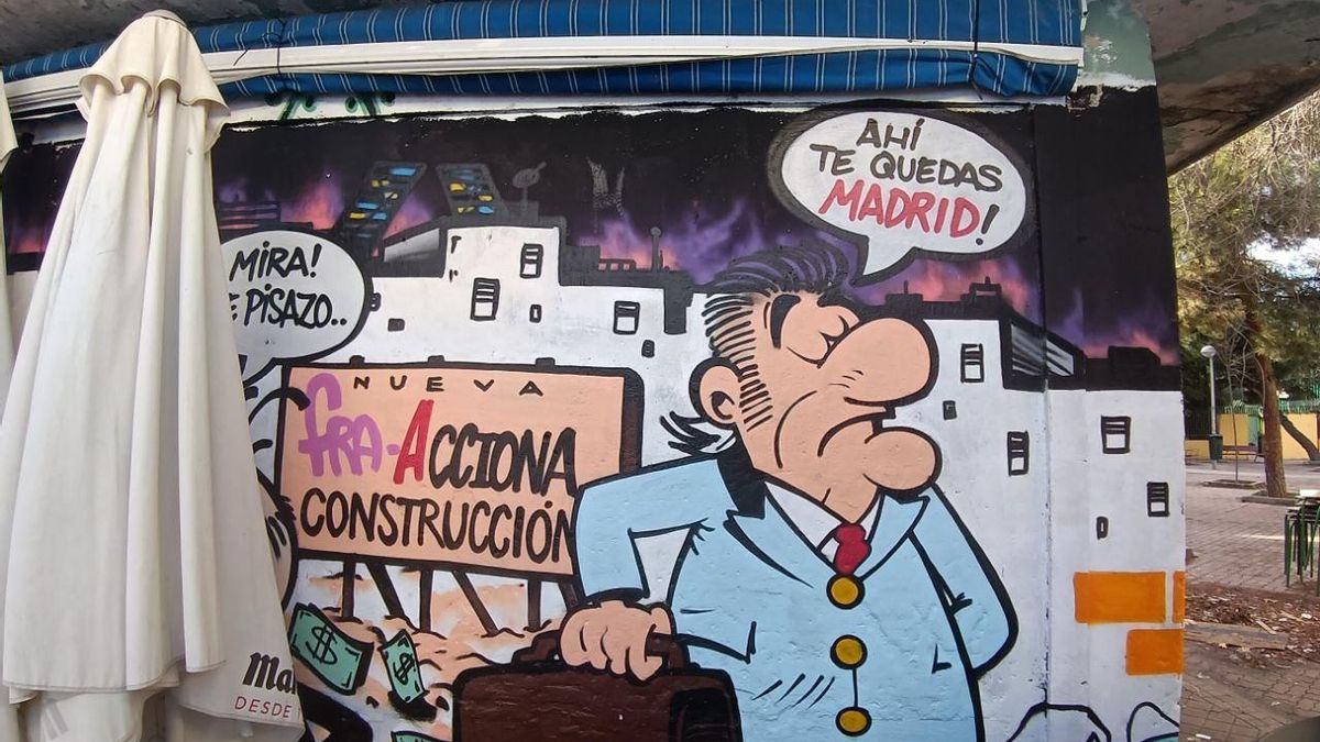 Fragmento de uno de lo murales que adornan actualmente la fachada del edificio