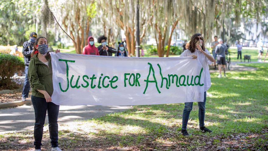 Arranca juicio federal contra asesinos del estadounidense negro Ahmaud Arbery