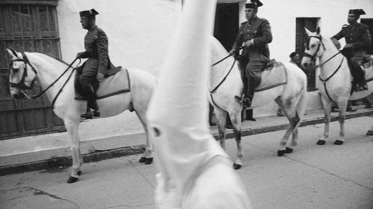 Arcos de la Frontera, Cádiz, 1962© Ramón Masats, VEGAP, Avilés, 2026