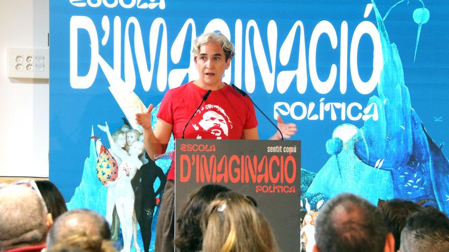 La exalcaldesa de Barcelona, Ada Colau, durante la inauguración de la Escuela de Imaginación Política de la Fundación de los Comuns