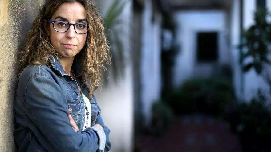 Mònica Bernabé, periodista: "Europa dice mantener un bloqueo al régimen talibán pero se reúne para organizar deportaciones"