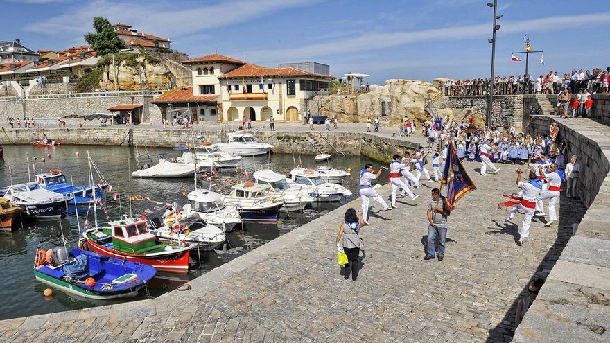 Imagen de archivo de una anterior edición de la fiesta del Cristo de Comillas.