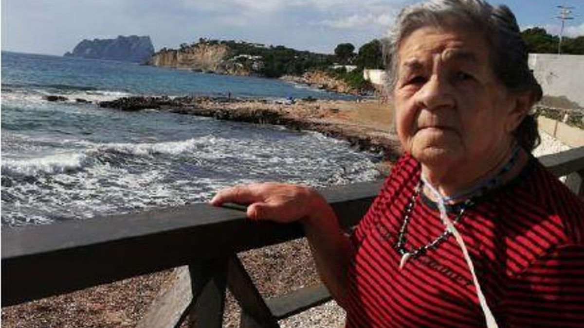 María Genoveva, madre de Claudia, llegó a España con 83 años para volver a vivir con su hija exiliada.