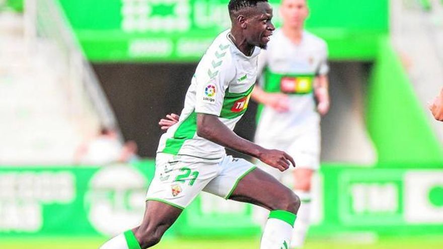 La UD Las Palmas ficha al centrocampista Mfulu