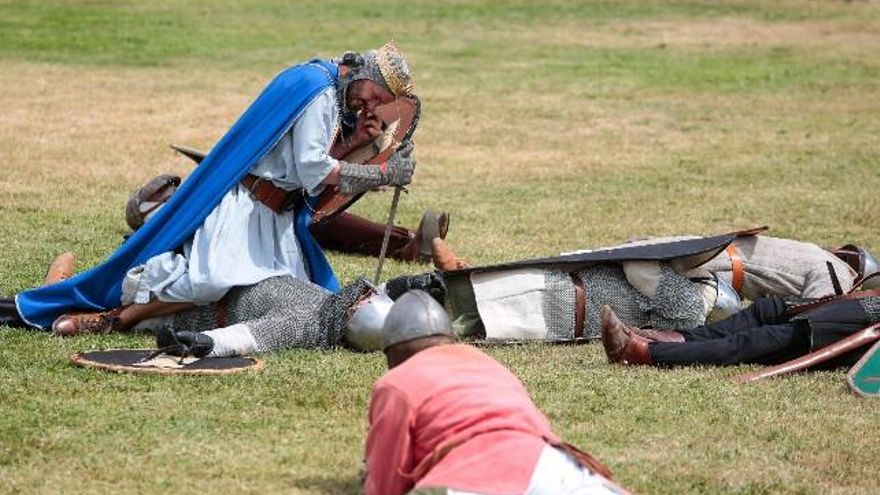 Recreación histórica de la Batalla de Villadangos. // Campillo / ICAL