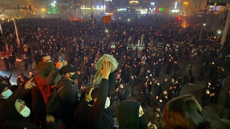 Represión, una crisis de régimen y un Trump envalentonado: qué significan las protestas en Irán