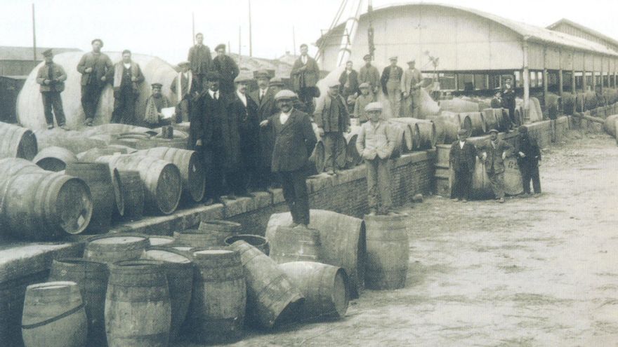 En el siglo XIX, del 'Puerto Seco' de Valdepeñas llegaron a salir 12.000 vagones cargados de vino