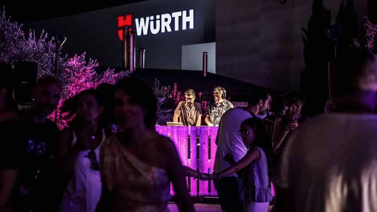 La discoteca silenciosa llega a La Rioja con tres DJs simultáneos con estilos y ritmos diferentes