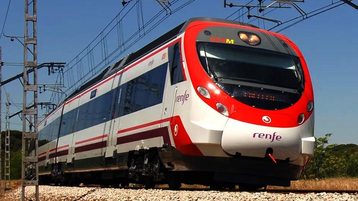 El Ministerio de Transportes estudia crear un núcleo de Cercanías de Renfe en la línea Palencia-Valladolid-Medina