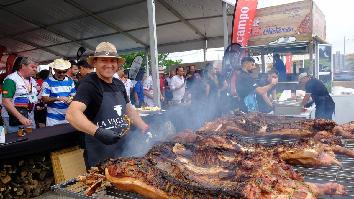 Una gigantesca parrillada argentina dió mucho juego y quitó mucha hambre