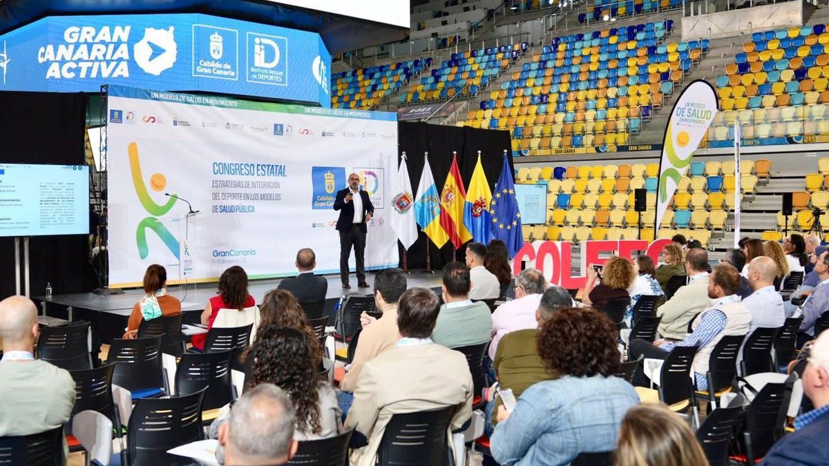 El consejero de Deportes del Cabildo de Gran Canaria, Aridany Romero, en un acto de Gran Canaria Activa.