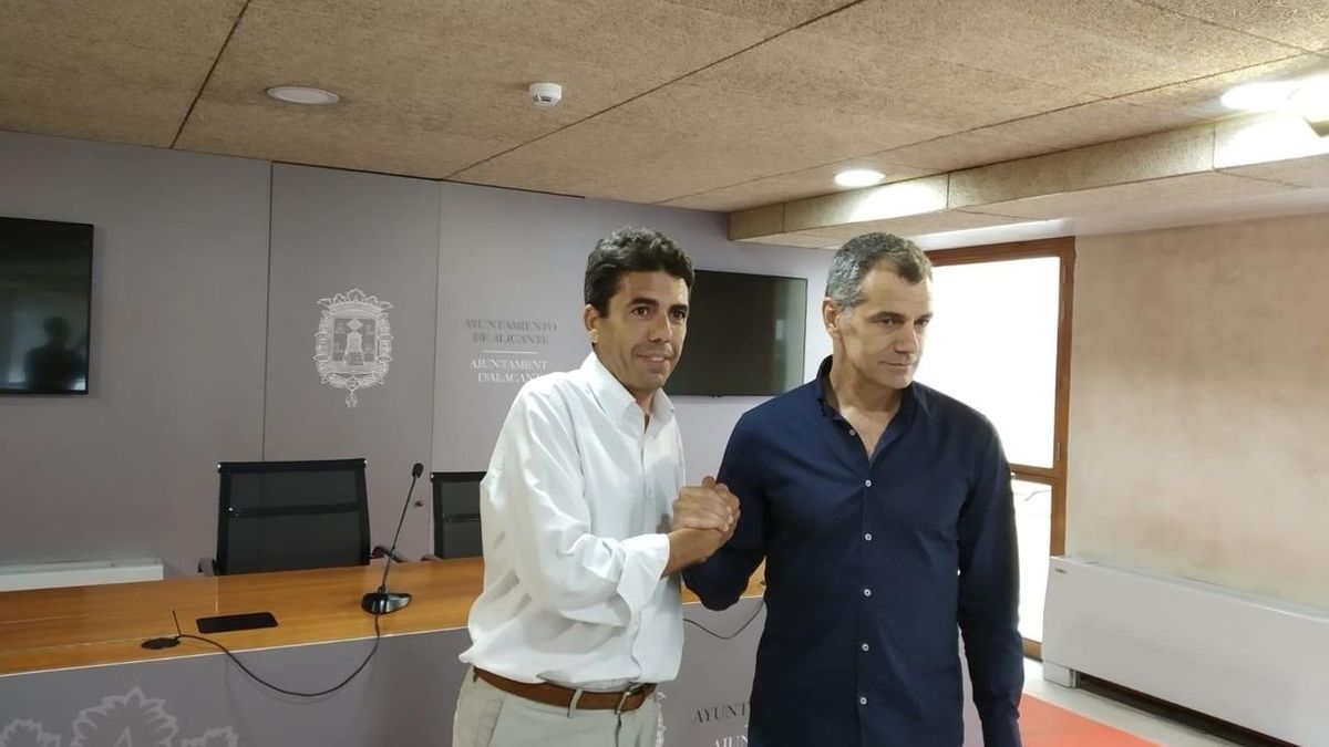 PP y Cs cierran un doble acuerdo y gobernarán los próximos cuatro años el Ayuntamiento y Diputación de Alicante