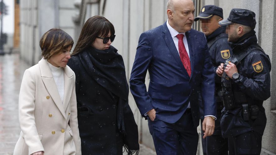 Jessica no sabía quién pagaba el piso y dice que Ábalos no medió para que la contratasen