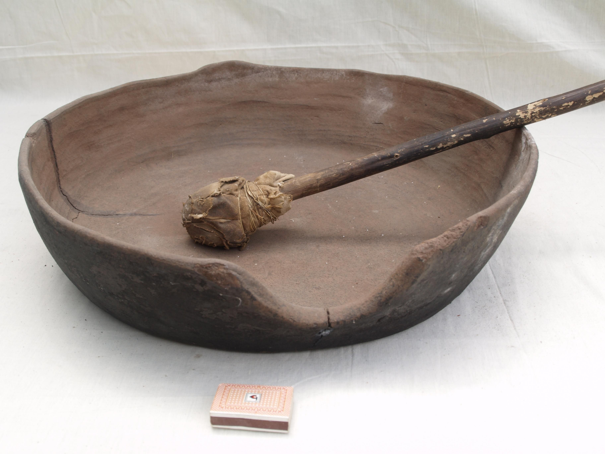 Tostador de barro de La Palma.