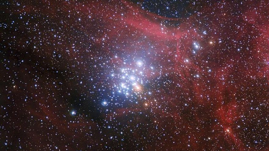 ESO capta una nueva imagen de un cúmulo estelar en la Constelación de Carina