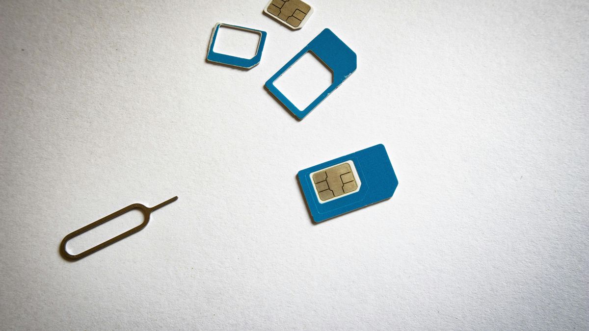 eSIM: qué es y por qué cada vez más viajeros la usan para tener internet en el extranjero