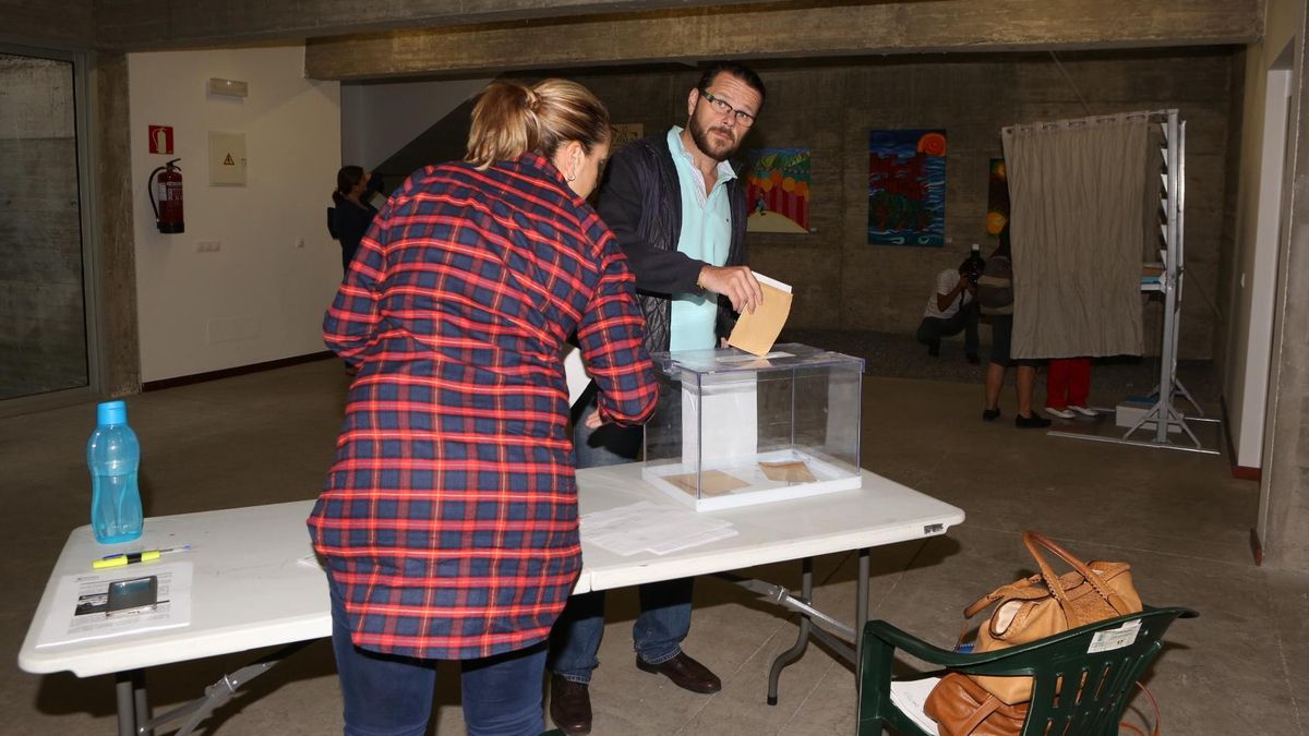 FOTOGALERÍA | Votación en La Isleta, ¿Juan Rejón o La Carretera?