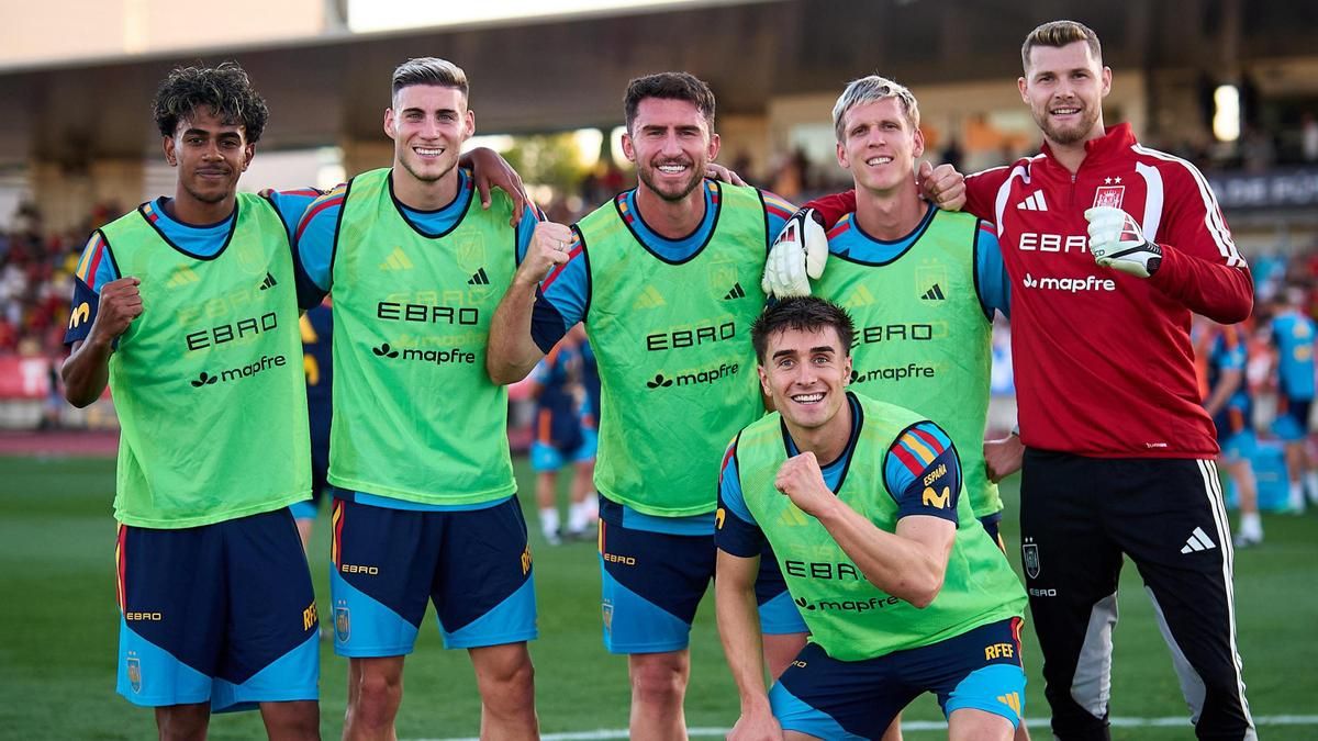 Roberto Fernández ya es uno más entre los campeones del mundo: "Cuando estás dentro son una familia"