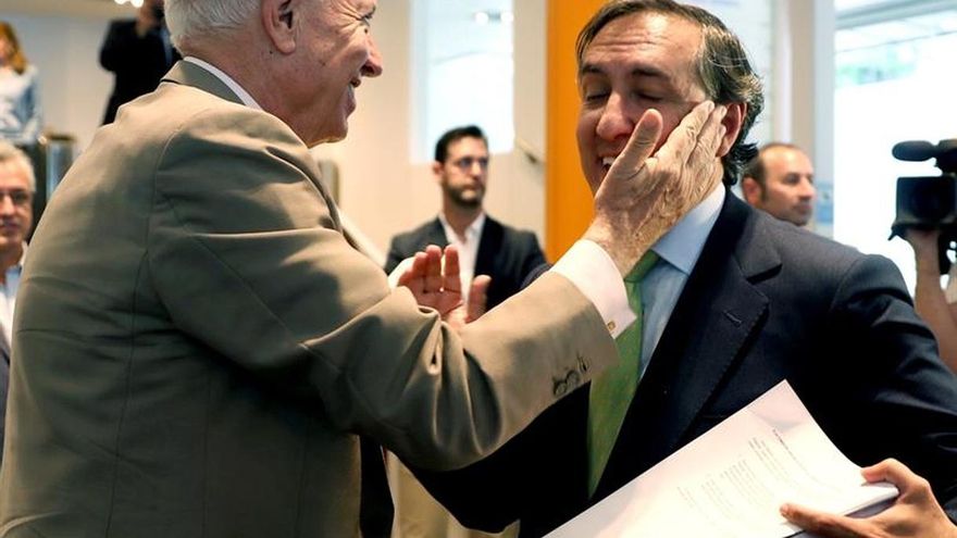 Margallo: Si se plantea una guerra de la Dos Rosas acabaremos con el partido