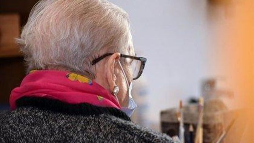 Recursos de proximidad, clave en la futura estrategia contra la soledad no deseada de personas mayores