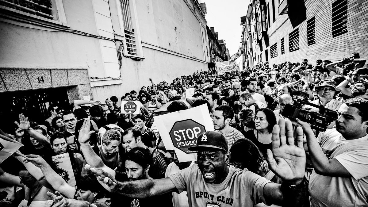 “¿Sabes que han pasado 15 años, papá?”: voces del primer desahucio parado en Madrid después del 15-M