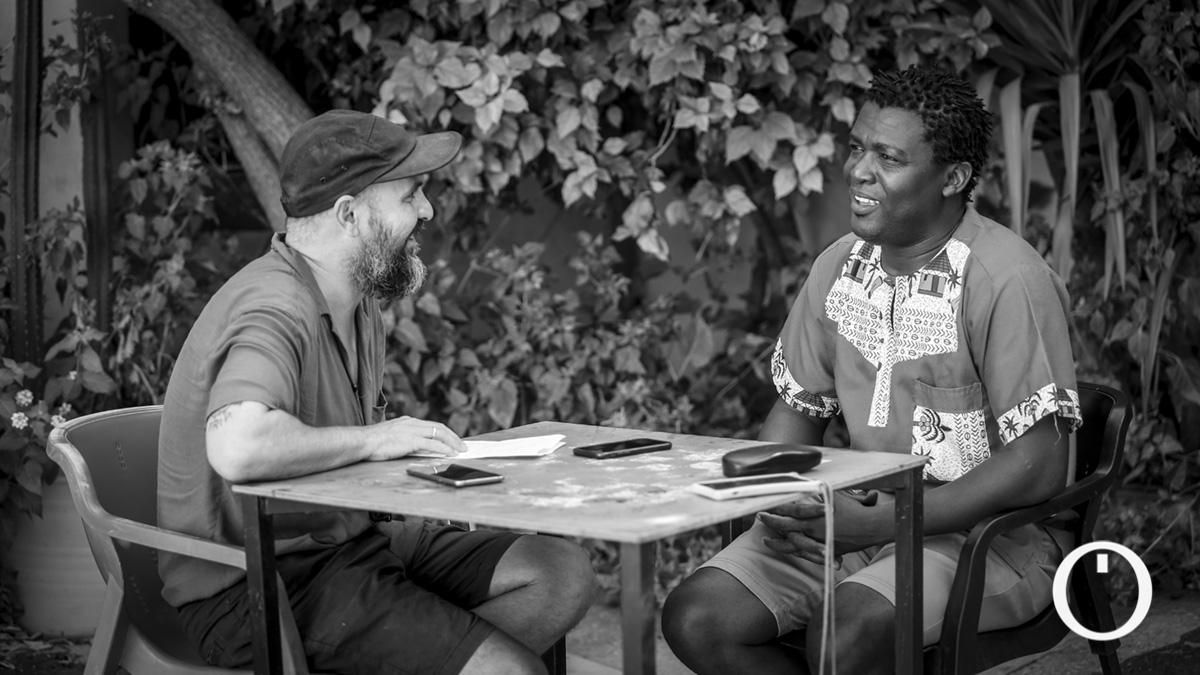 Entrevista N&B a Salomón Beyo, activista