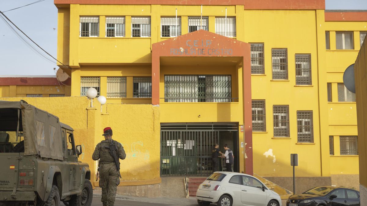 El colegio público Rosalía de Castro en Ceuta en el primer día de colegio