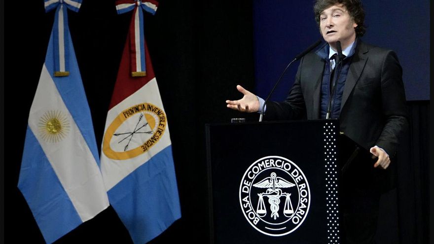 ¿Econochantas?: advierten que ni bajó tanto la deuda, ni subió la jubilación, ni se puede crecer con cepo