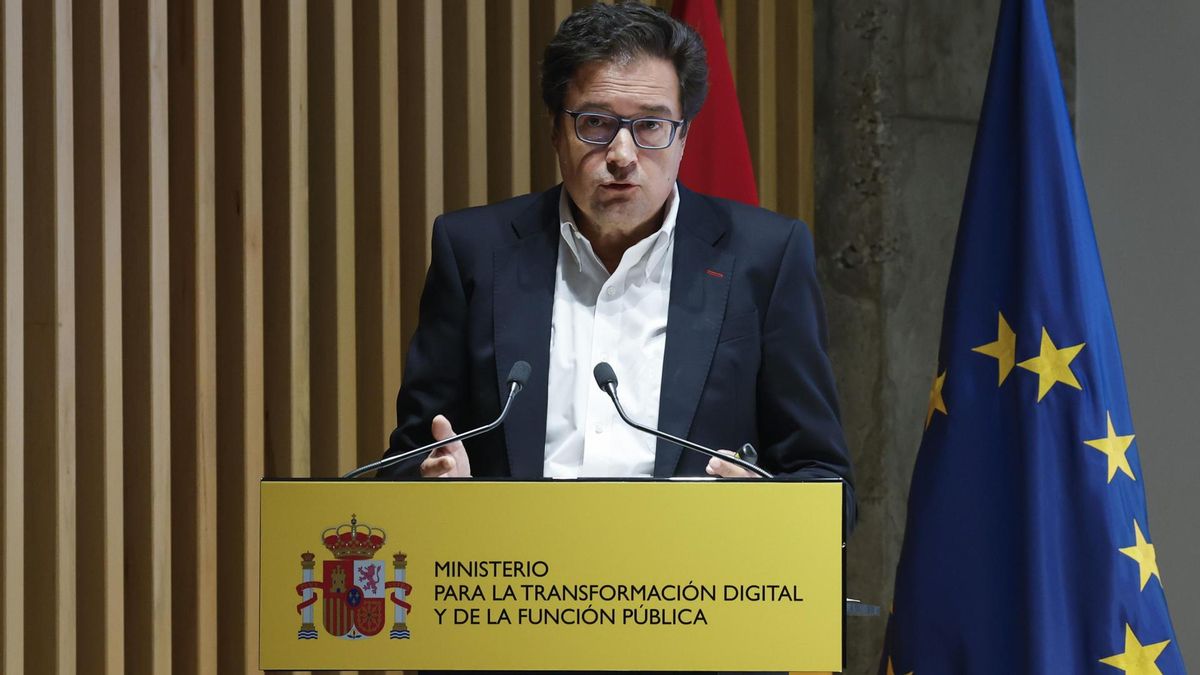 López asegura que se han bloqueado 48 millones de llamadas fraudulentas pero admite el agujero con las del extranjero