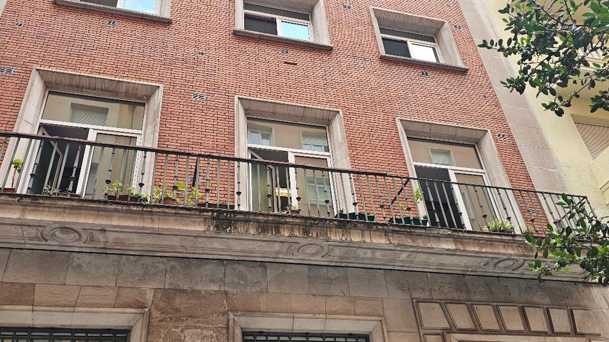 El Gobierno del PP advierte de un desprendimiento de ladrillos en un centro de salud de Santander