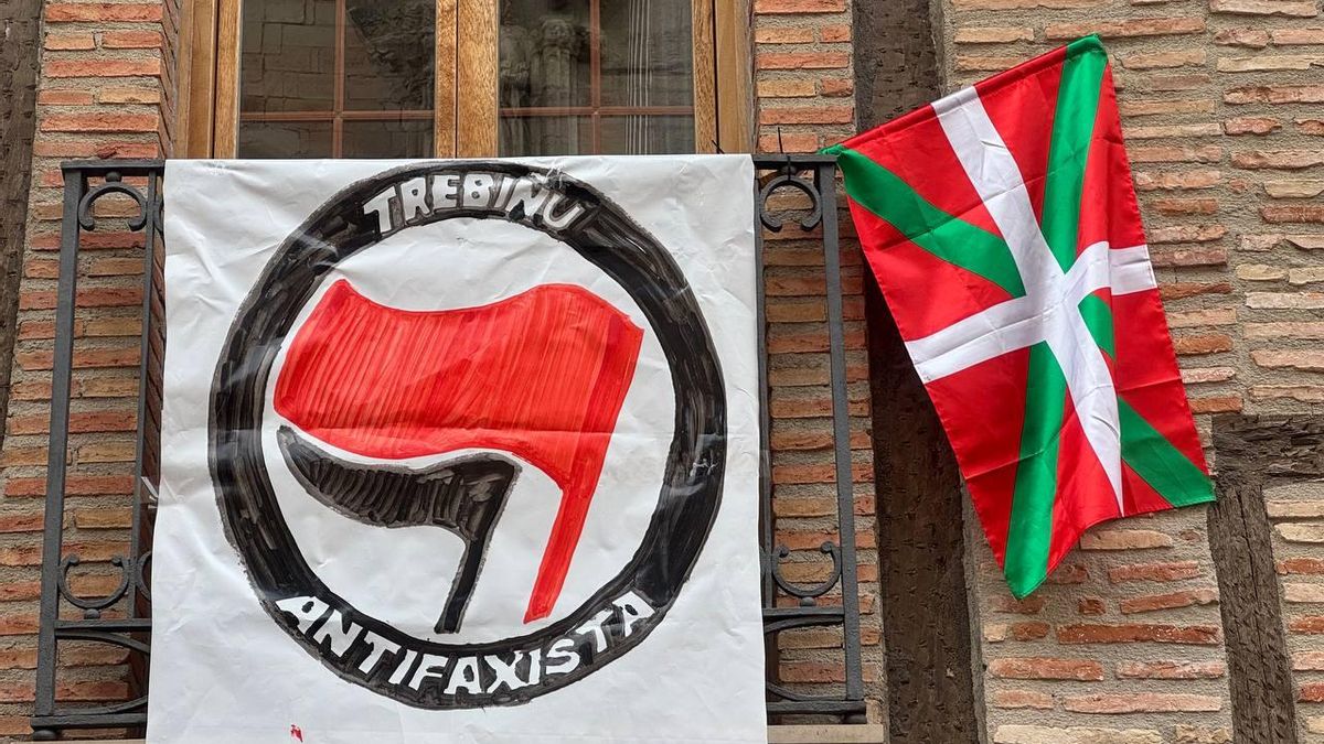 Carteles en Treviño