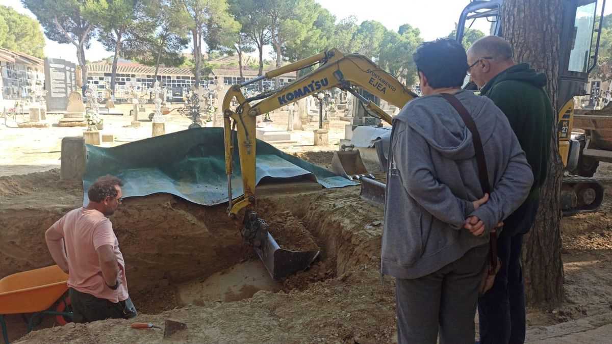 Angelines, Mariano y José Miguel