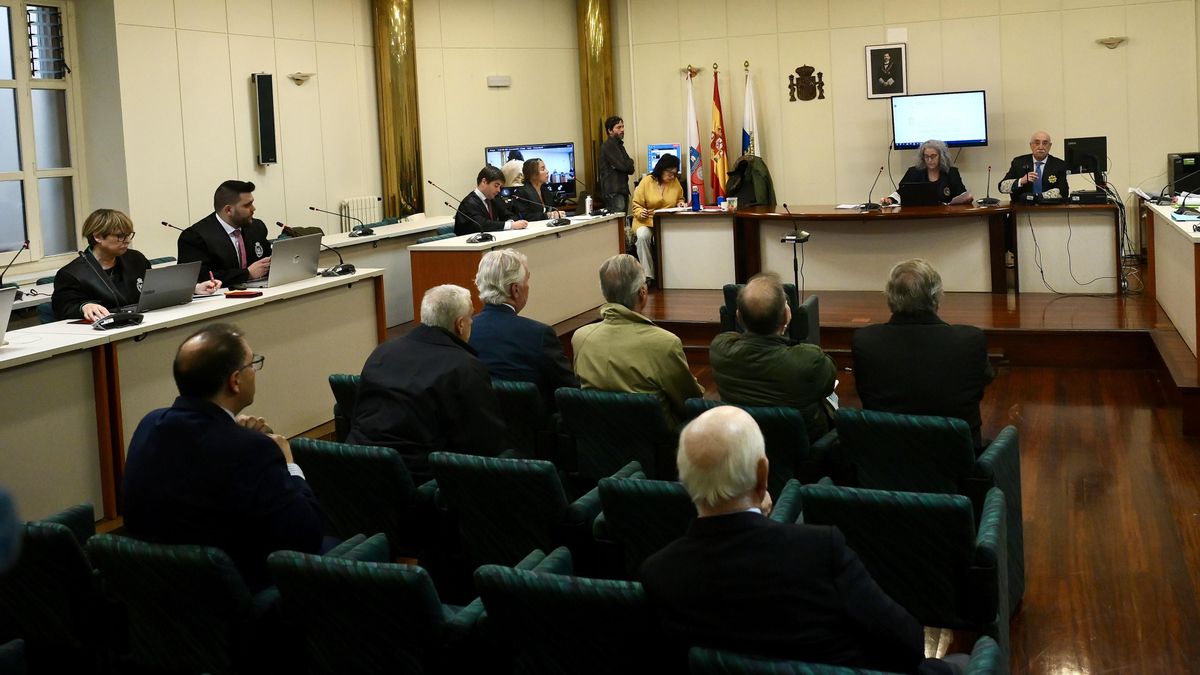 La Fiscalía rebaja a seis meses su petición de cárcel para la antigua cúpula de Sniace