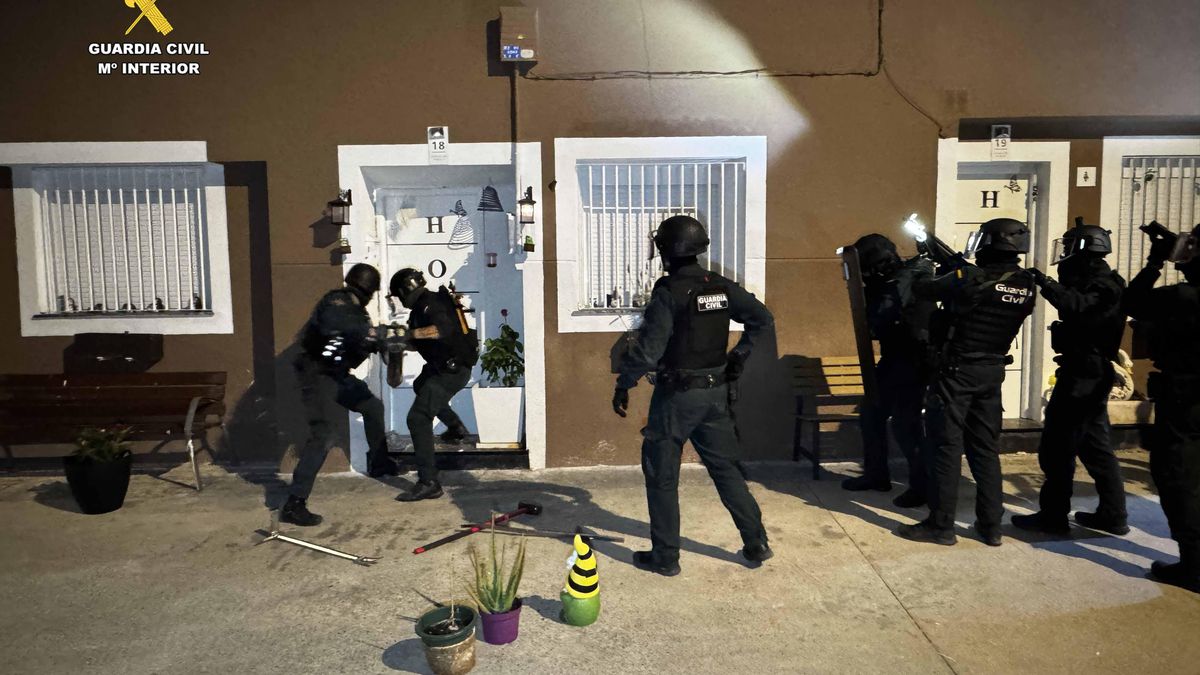 Entrada a uno de los registros en la desarticulación de la red de esclavitud laboral