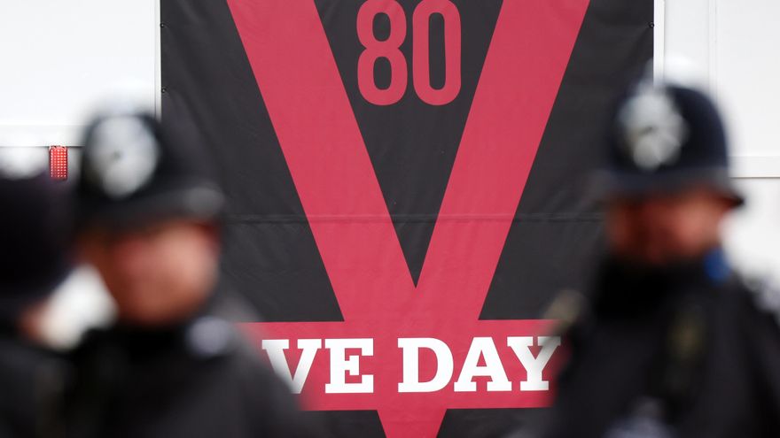 El Big Ben y palabras de Churchill inauguran los actos por el fin de la II Guerra Mundial