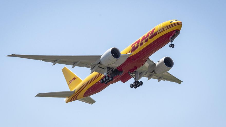 Avión DHL